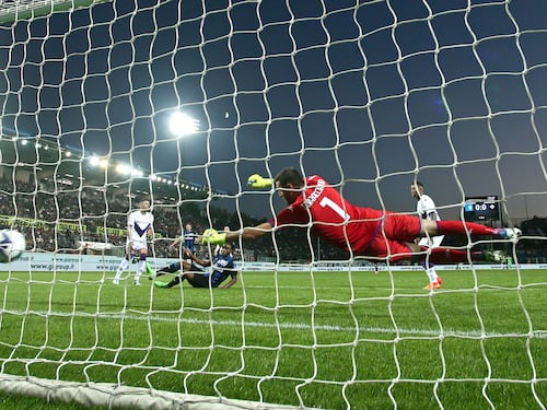 Alla Dea basta un gol: Lookman la rilancia in vetta