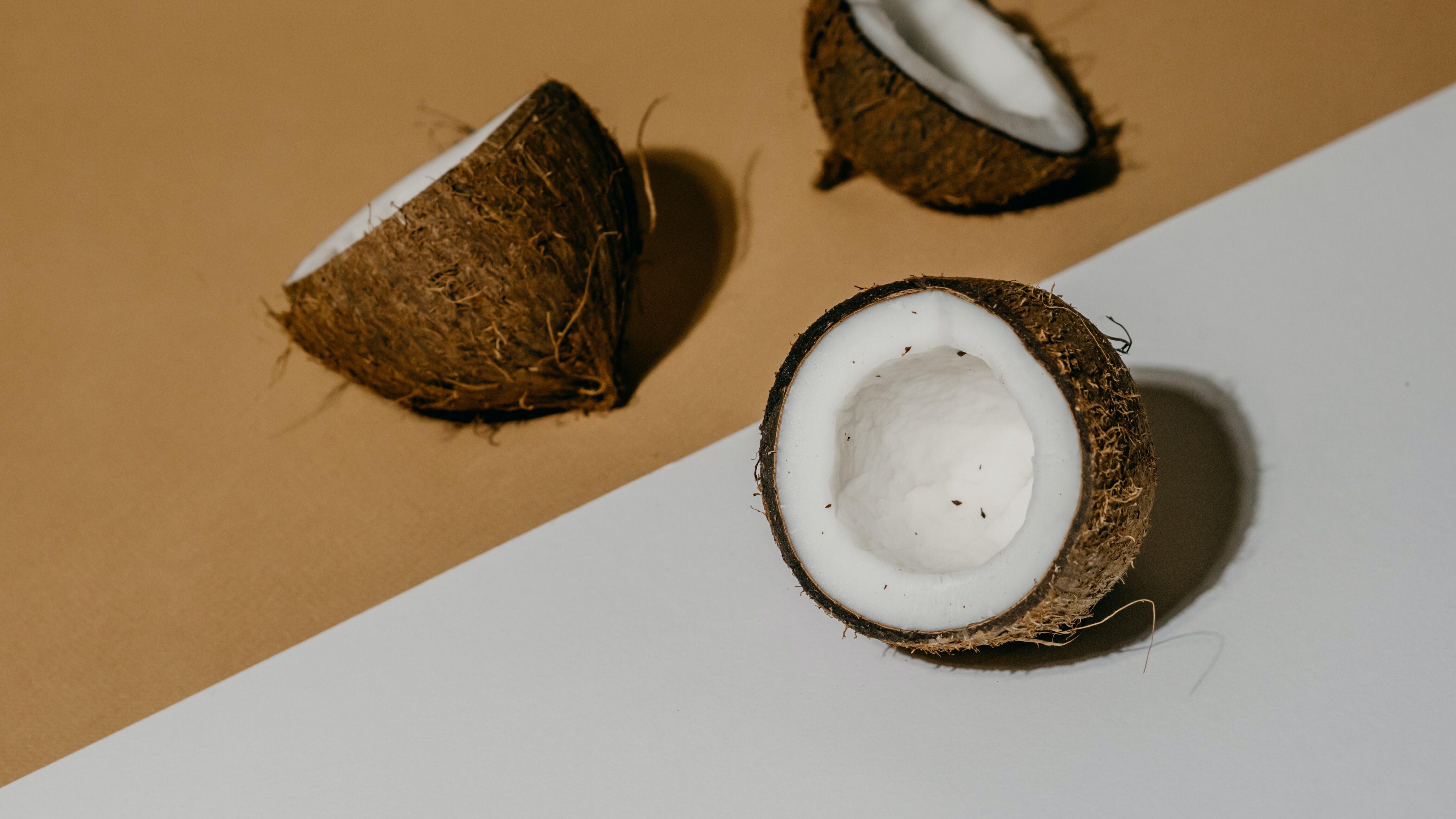 Latte di cocco, le proprietà e i benefici di questa gustosa bevanda