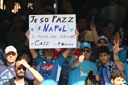 Il Napoli fa festa al Maradona: le immagini della partita con la Fiorentina 6
