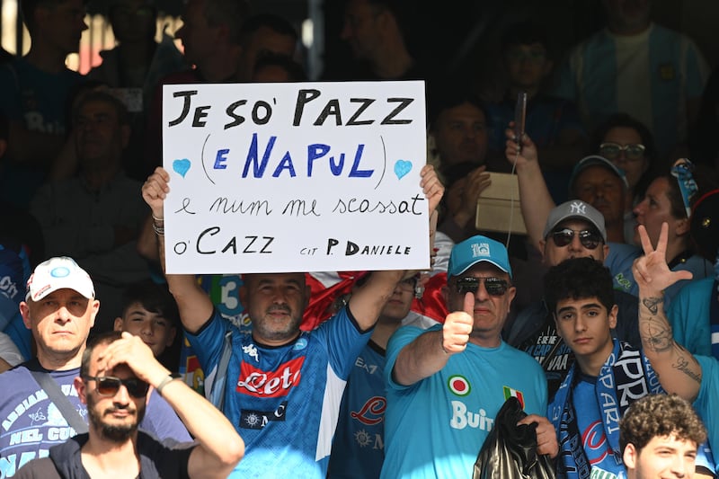Il Napoli fa festa al Maradona: le immagini della partita con la Fiorentina 6