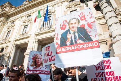 Le manifestazioni di antagonisti e studenti in tutta Italia 4