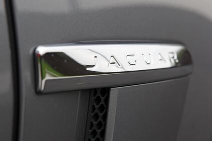 Jaguar XF 2014 5