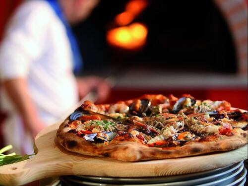 Al "villaggio della pizza" tradizione e ingredienti sani