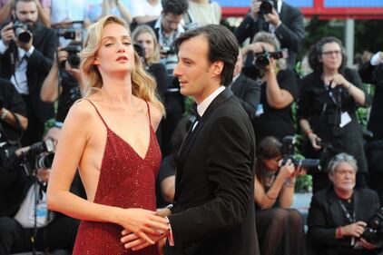 Venezia, attrici sexy sul primo red carpet 2