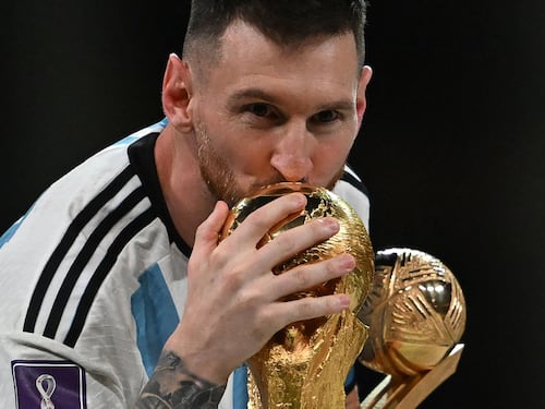 Messi, adios Argentina: “Decisione sofferta”