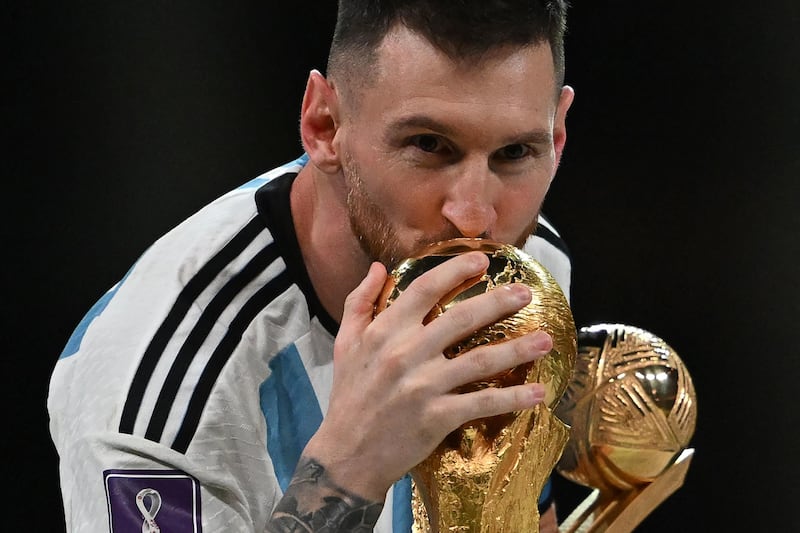 Messi, adios Argentina: “Decisione sofferta”