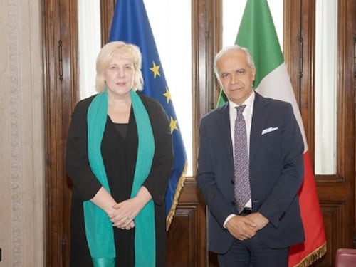 "L'Italia non si impegna sui migranti". Altra lezione fuori luogo dell'Europa