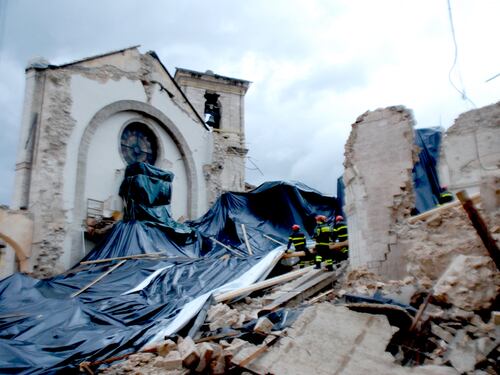 Dall'Ue 30 milioni in sette giorni per la ricostruzione post-sisma