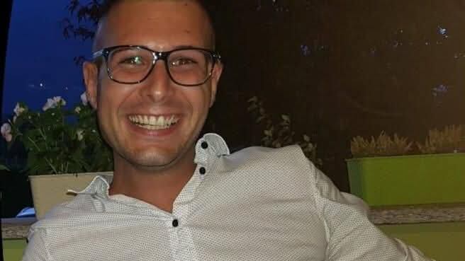 La droga, la lite, le fucilate. Orrore in Verbania: il padre uccide il figlio
