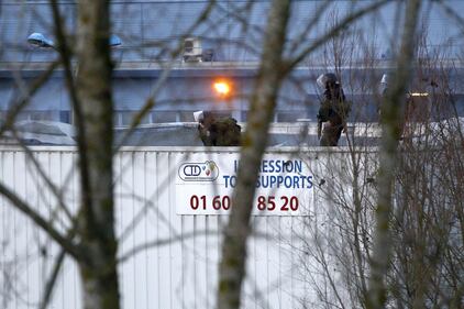 Francia sotto scacco: ecco i luoghi del terrore 12