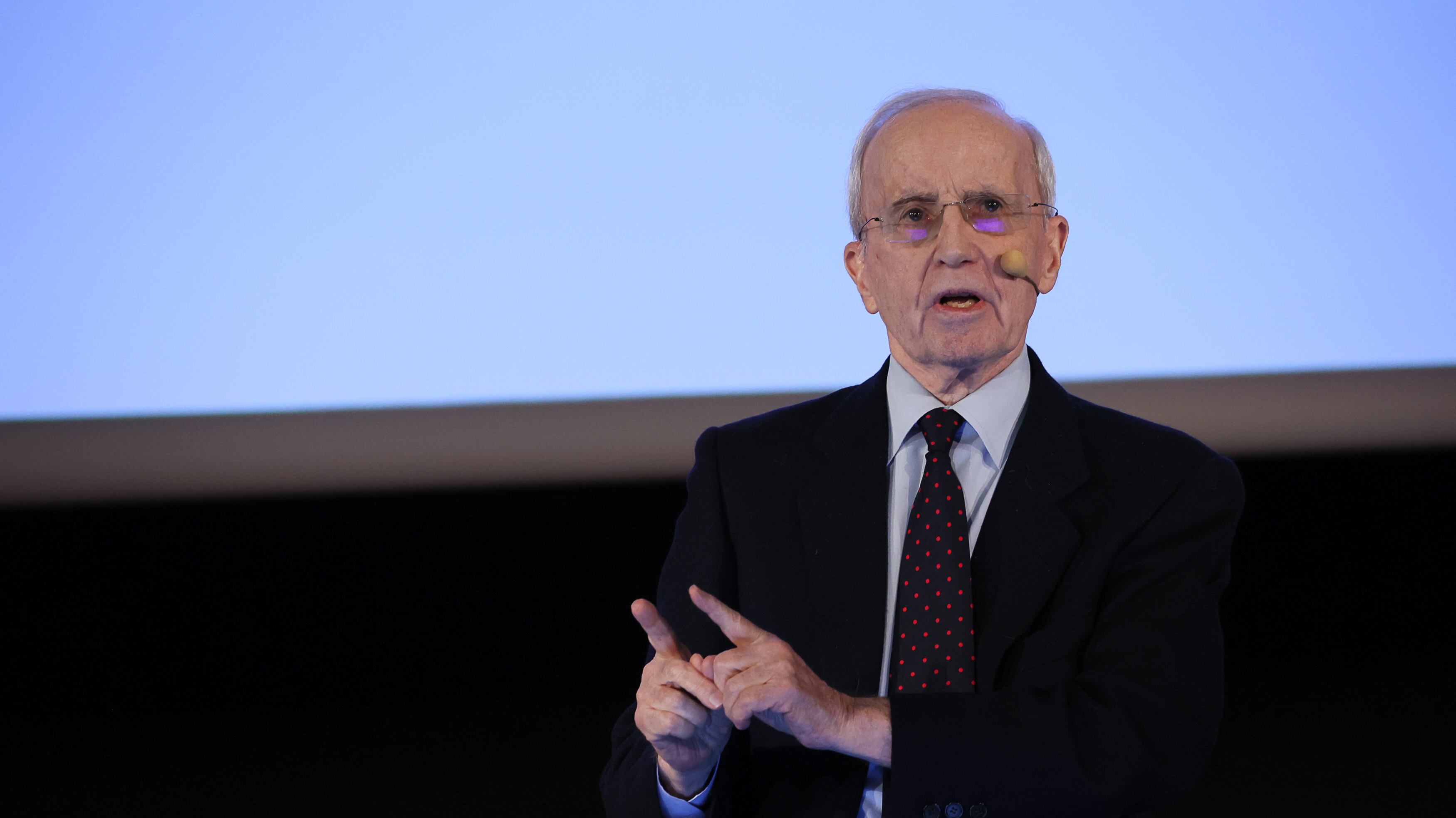 Il ritorno di Dan Peterson a 89 anni. Tajani lo ha chiamato a motivare il movimento giovanile di Forza Italia