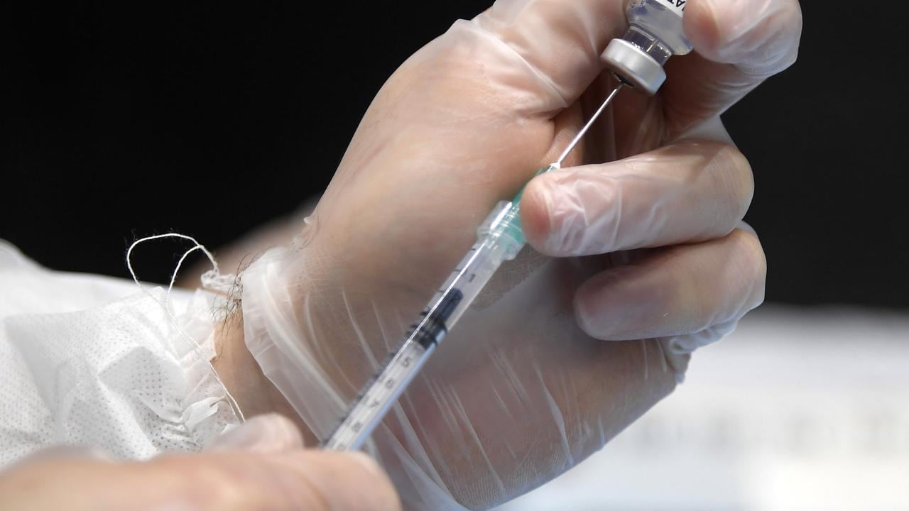Vaccini, Andreoni: "Decisione Usa su calendario bimbi è preoccupante"
