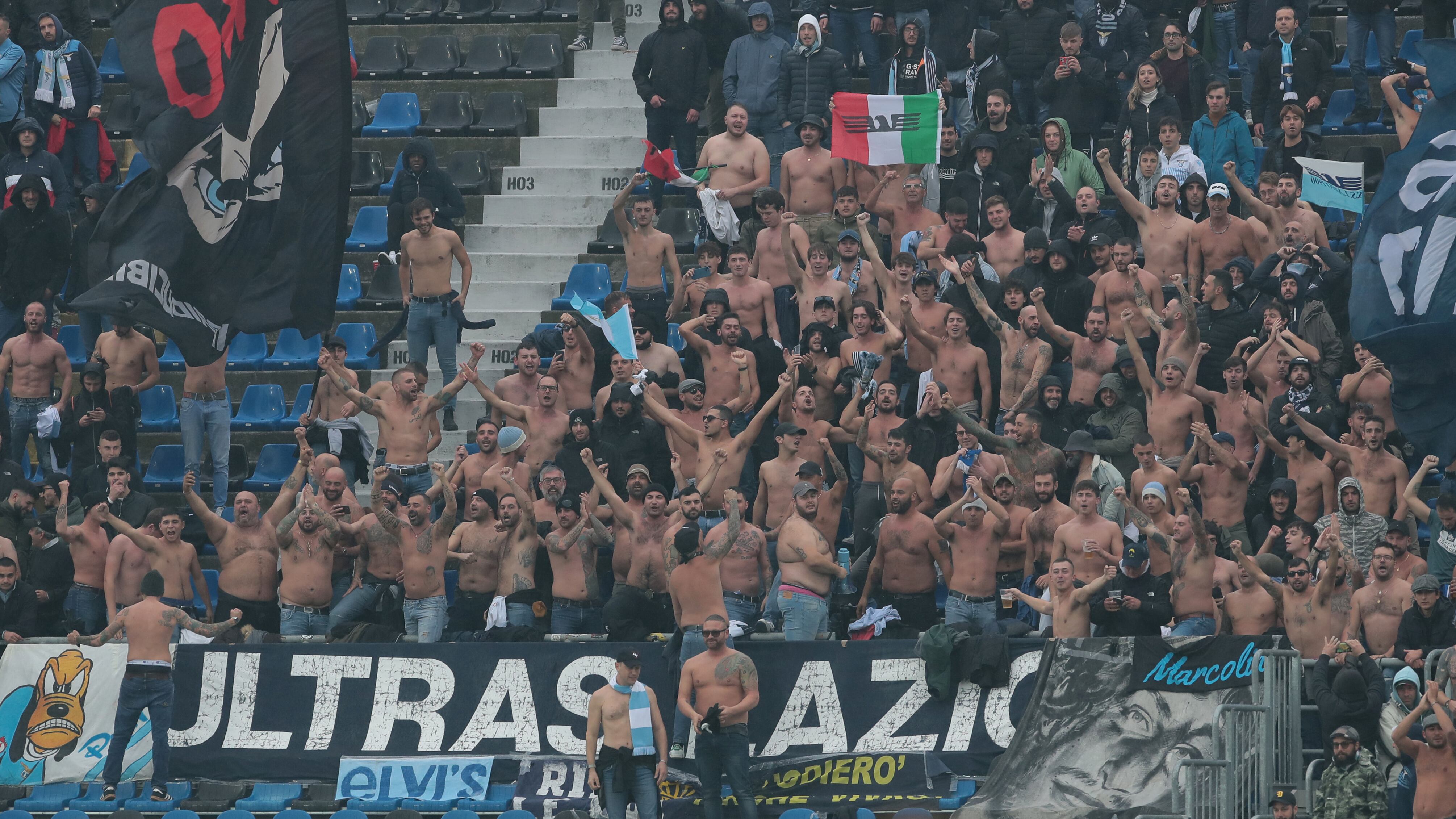 Roma, guerriglia al derby: ultrà della Lazio ai domiciliari