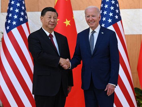 Biden e Xi Jinping, cosa c'è oltre la stretta di mano