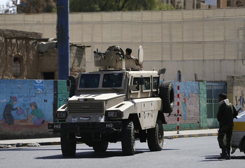Scontri a Sana'a tra ribelli e guardia presidenziale 12