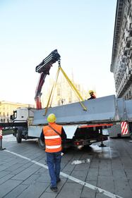 A Milano arrivano le barriere anti-tir 5