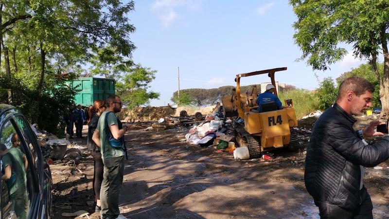 Campo rom smantellato nel Napoletano 1