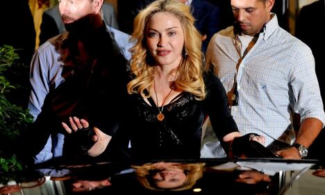 Madonna, topless a sorpresa su Instagram 9