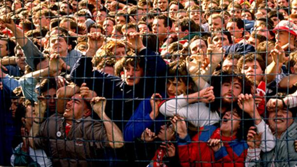 Trent'anni fa i 96 morti di Hillsborough la tragedia che cambiò il calcio inglese