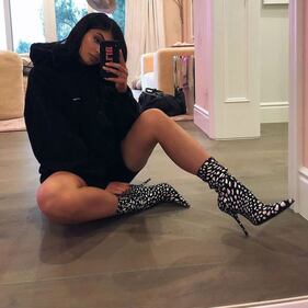 Kylie Jenner mostra la figlia sui social  4
