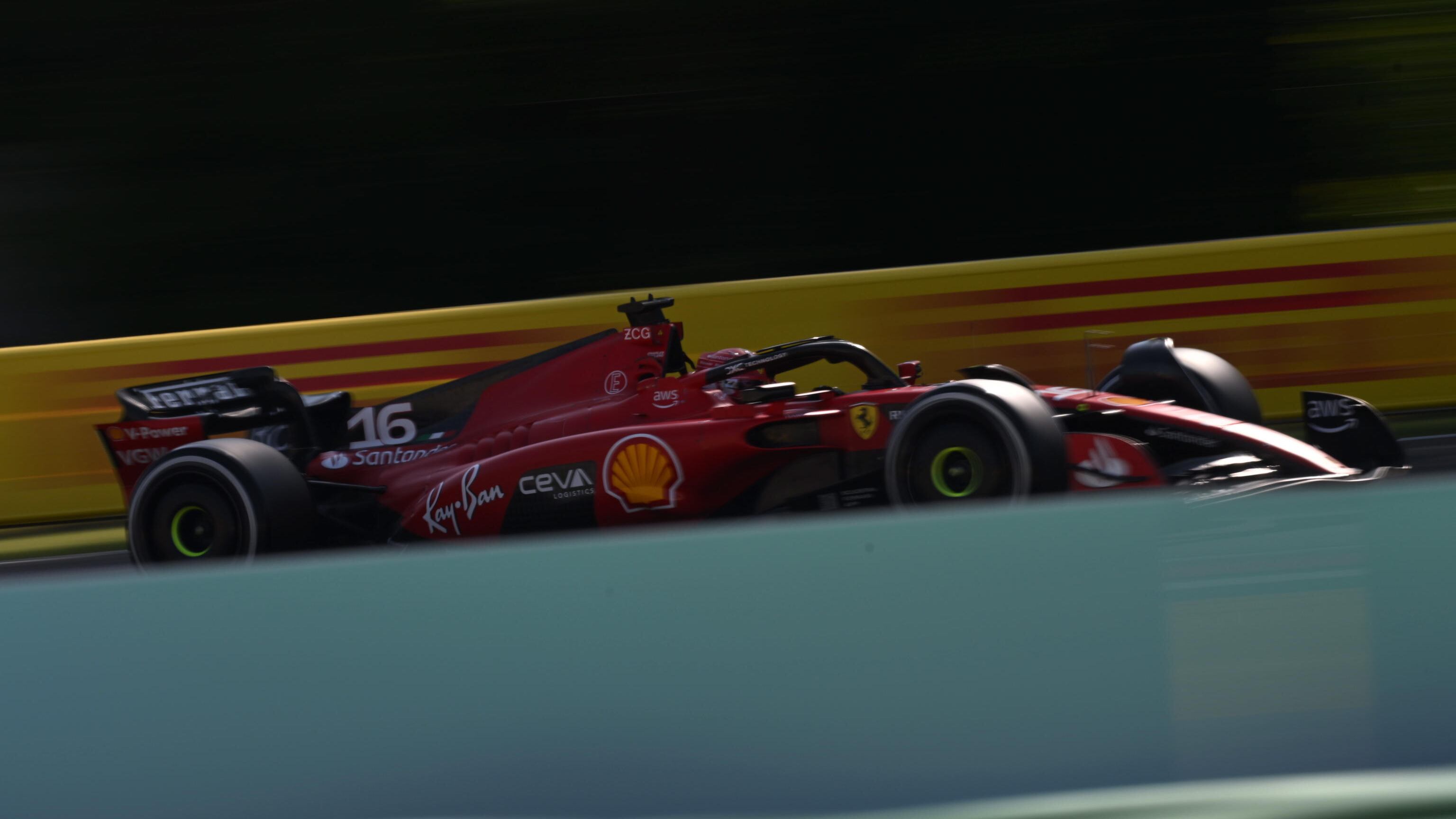 La Ferrari dietro l'Alfa. C'è Lewis per rovinare la storia della Red Bull