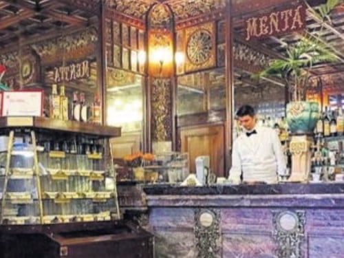 Caffè storici, un itinerario tra i più belli della città