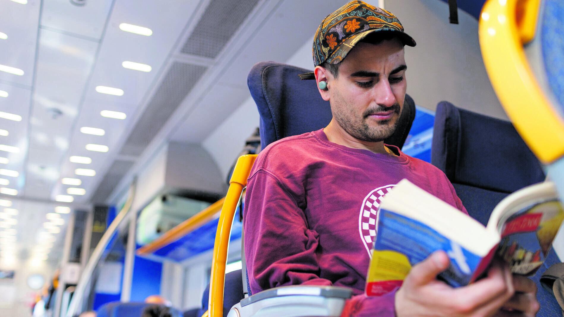 Viaggio sul treno che lega la Cintura sud