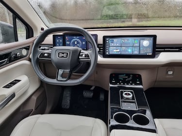 Aiways U5, le foto del SUV elettrico cinese  22