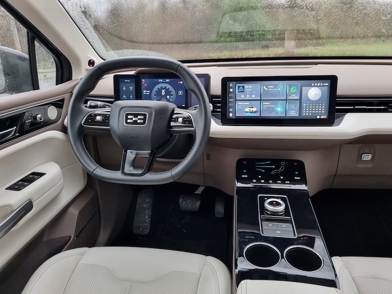 Aiways U5, le foto del SUV elettrico cinese 22