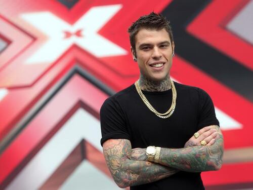 Il governo "censura" il disco a Fedez