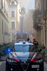 Fiamme nel quadrilatero della moda 3