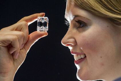 Il diamante "perfetto" all'asta per 20 milioni di dollari 3