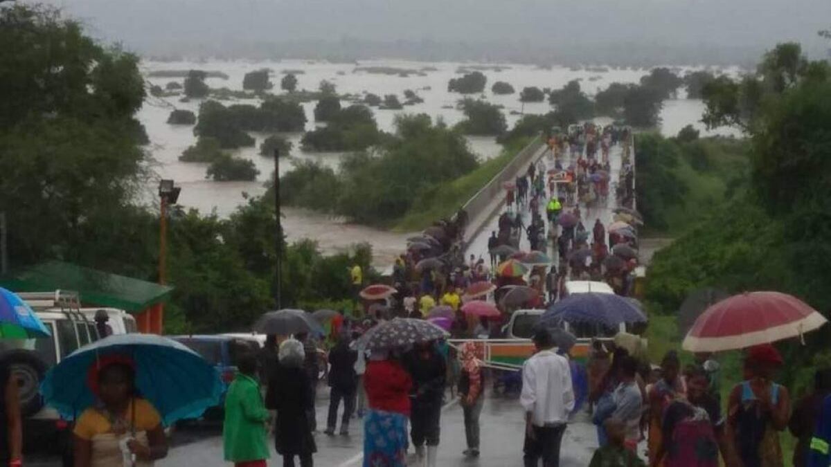 Ciclone Idai si abbatte su Mozambico, Zimbabwe e Malawi: 150 morti, centinaia di dispersi