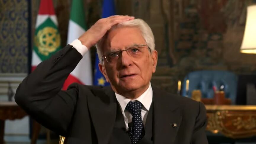 Colpo di tosse e il barbiere. Il pasticcio del fuori onda