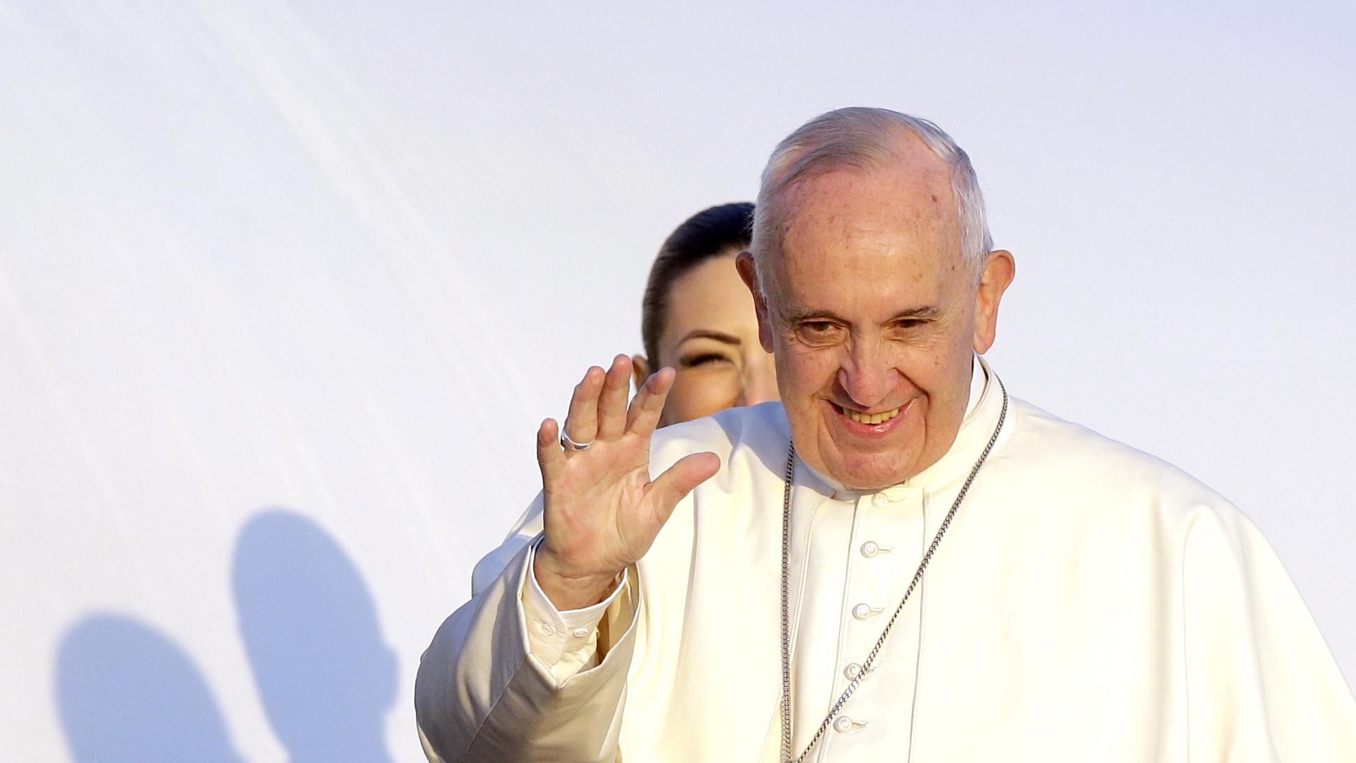 Papa Francesco apre al diaconato femminile