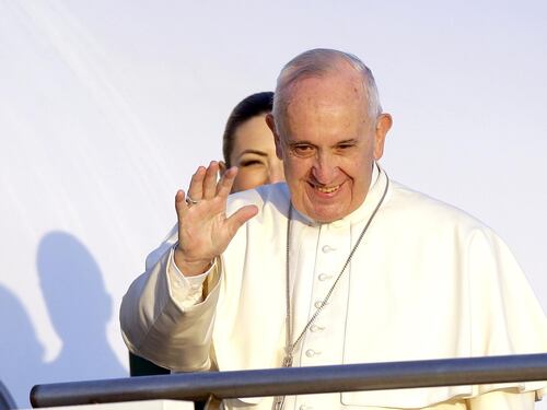 Papa Francesco apre al diaconato femminile