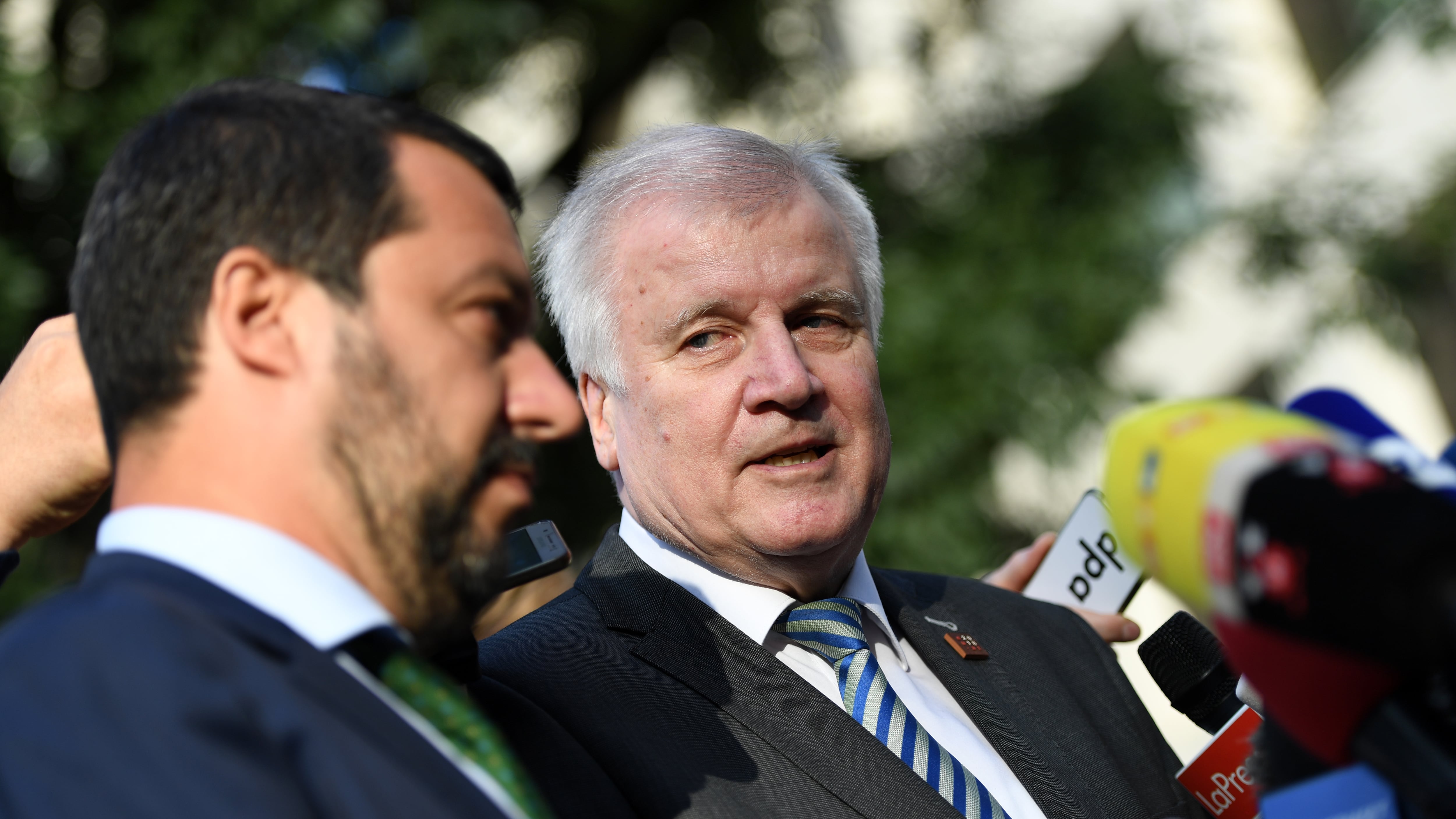 Berlino attacca ancora Salvini: "Riaprite i porti alle navi ong"