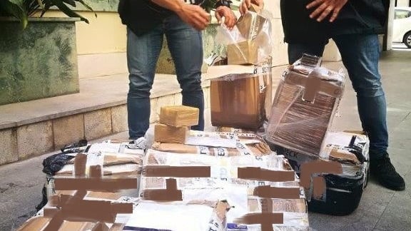 Percepisce il reddito di cittadinanza ma è un trafficante di droga