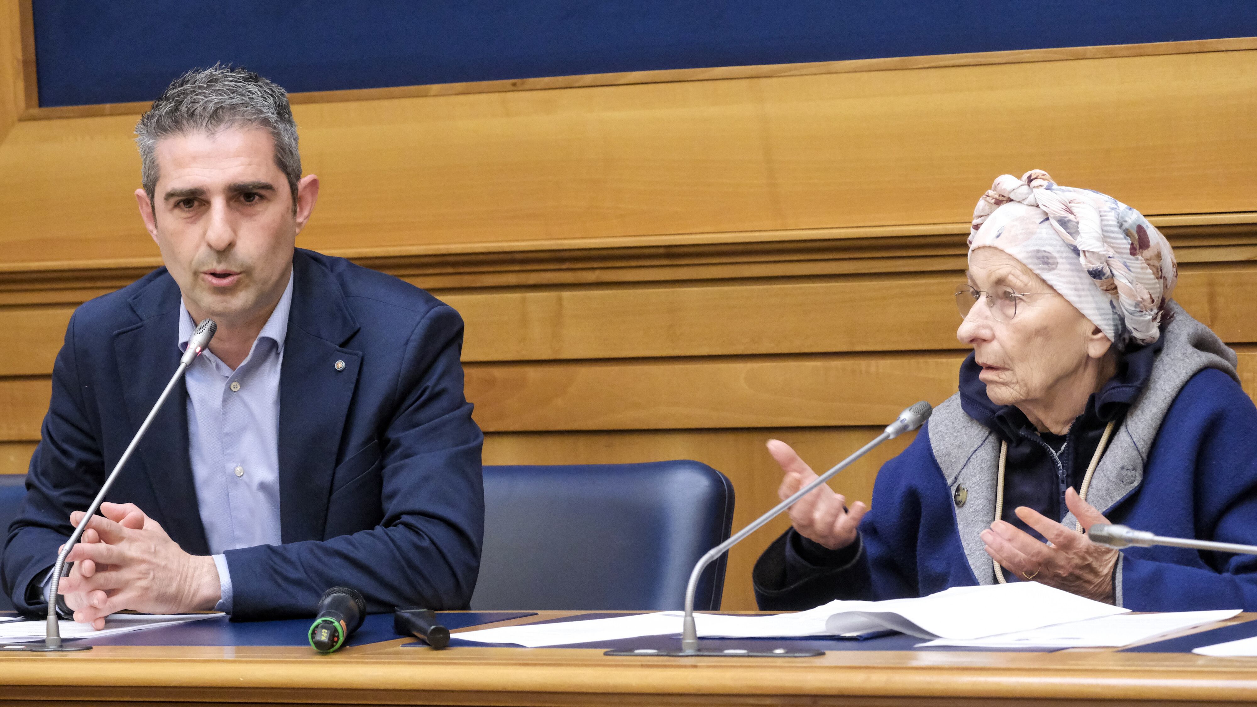 "Non condivido l'alleanza con Renzi" Pizzarotti lascia +Europa e si candida con Azione