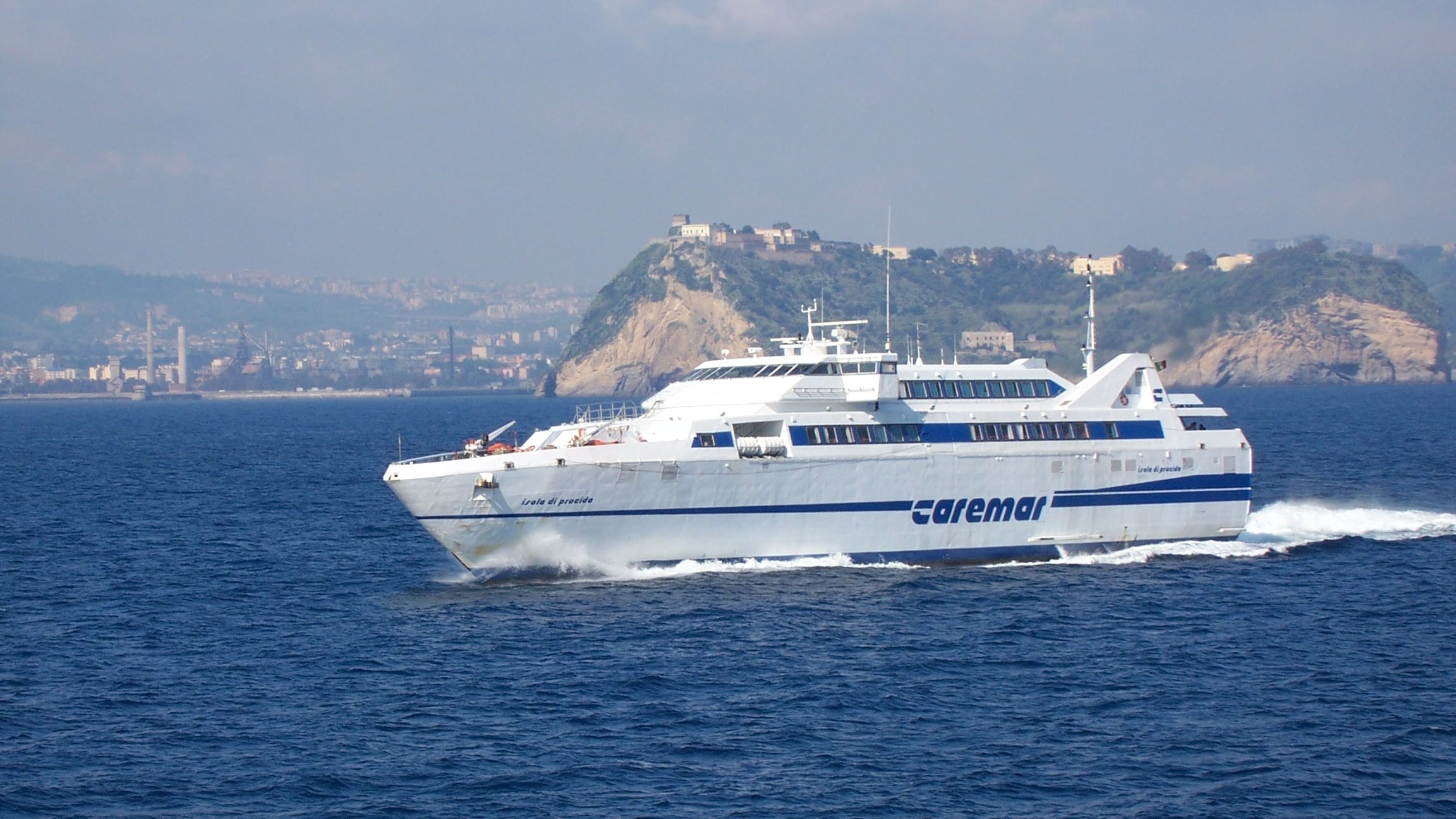 Disabile non può salire sulla nave. Il comandante: "Non voglio sta gente"