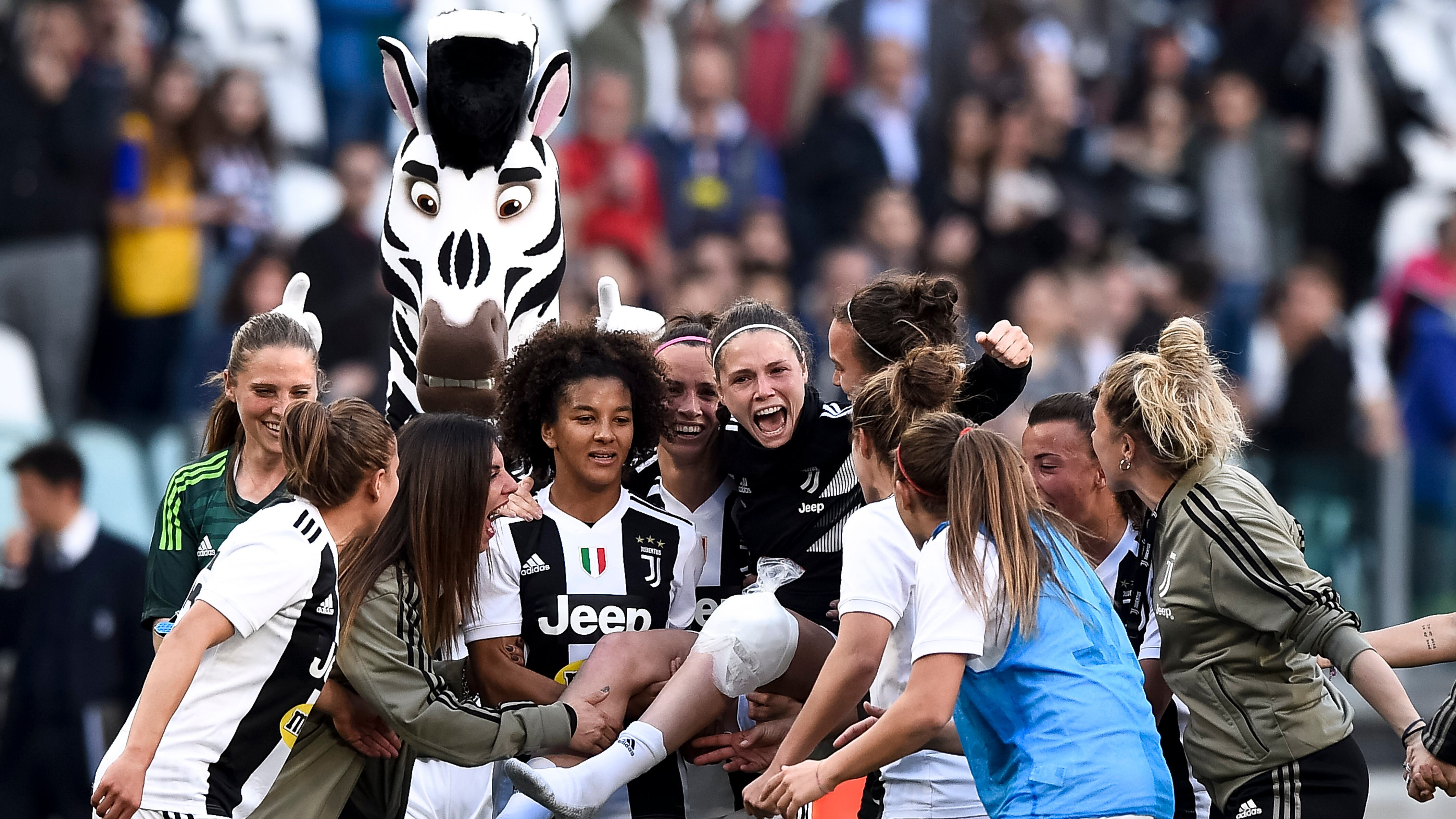 Che bellezza il calcio delle donne