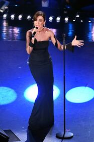 Sanremo, tutti i look di Virginia Raffaele 3