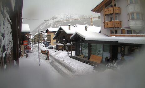 È  arrivata la prima neve al Nord 4
