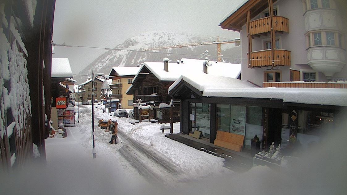 Dalla neve al sole di primavera ma c’è un ciclone in agguato