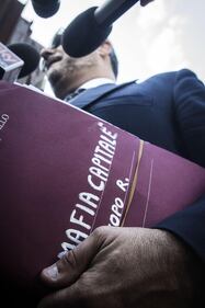 I faldoni di Mafia Capitale 6