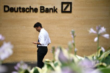 Deutsche Bank licenzia 18.000 dipendenti 8