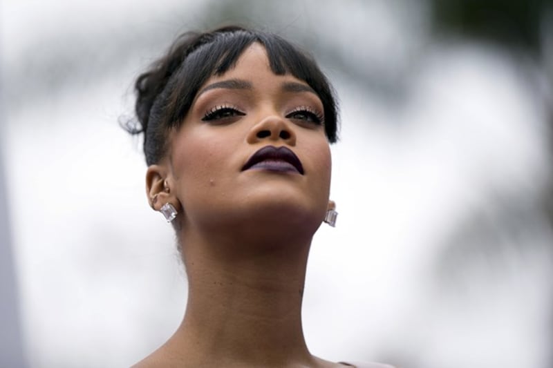Rihanna sexy in copertina: "Sesso senza amore, mi sento vuota" 54