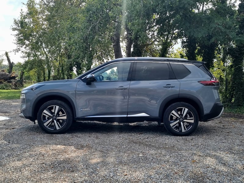 Nissan X-Trail e-Power 4WD: guarda la gallery della prova su strada 12