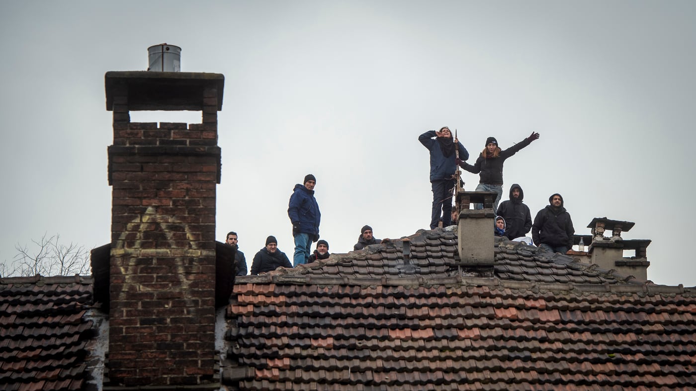 Torino, minaccia degli anarchici: “Il 30 marzo bloccheremo la città”