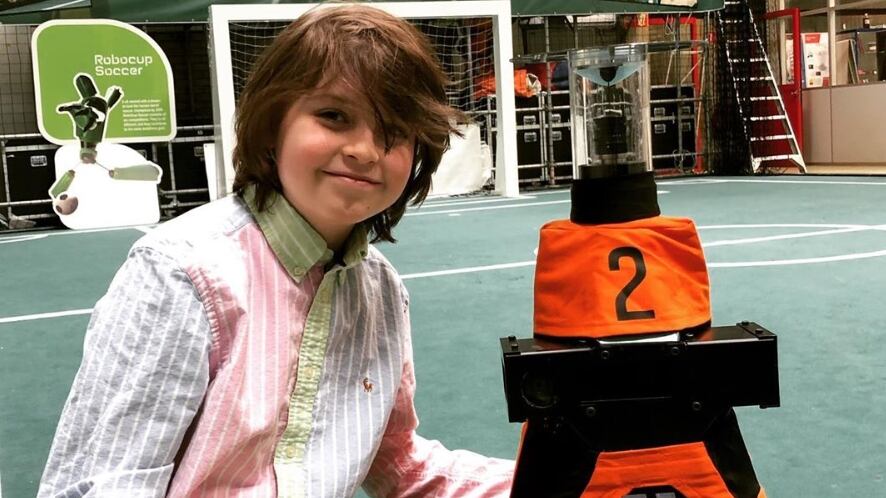 Laurent, il bambino geniale: laurea in ingegneria a 9 anni